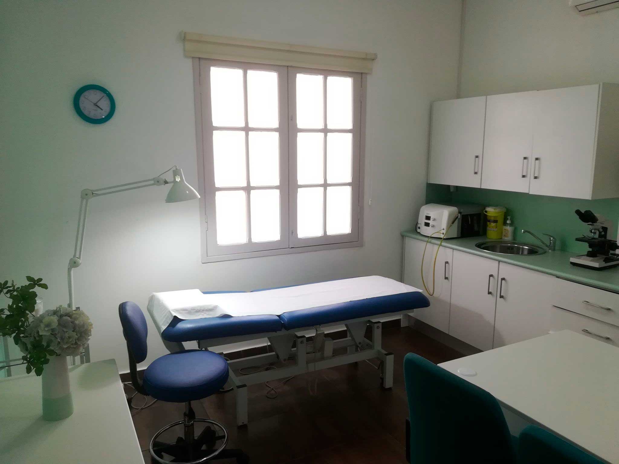 hospital image 0: Luanda-Maxima-1