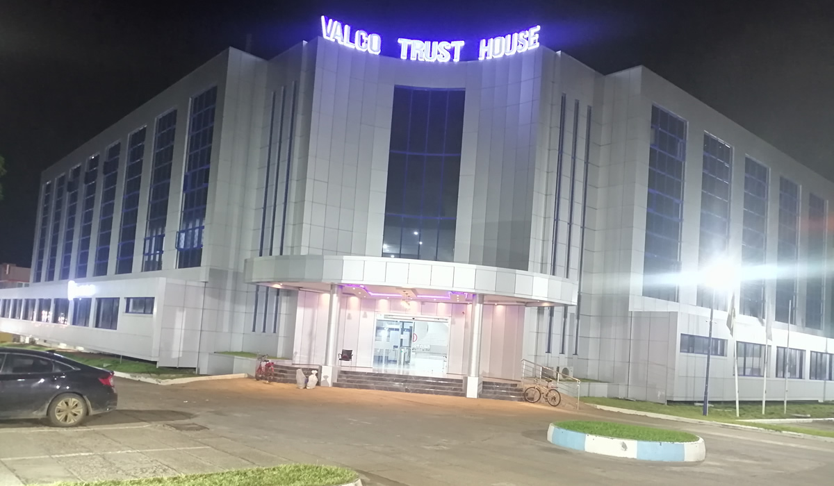 hospital image 0: MarksDental-1